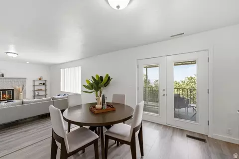Dining - 2902 S 650 E, Bountiful, UT 84010 photo 2 of 3