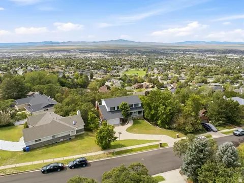 View/Area - 2902 S 650 E, Bountiful, UT 84010 photo 2 of 4