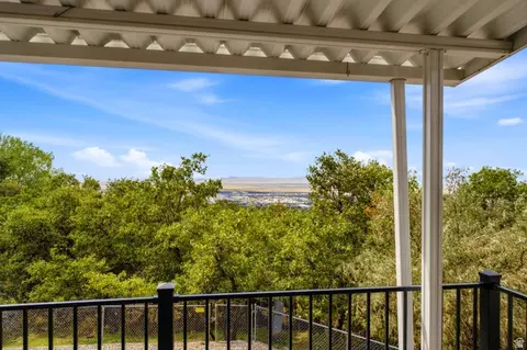 Exterior - 2902 S 650 E, Bountiful, UT 84010 photo 5 of 7