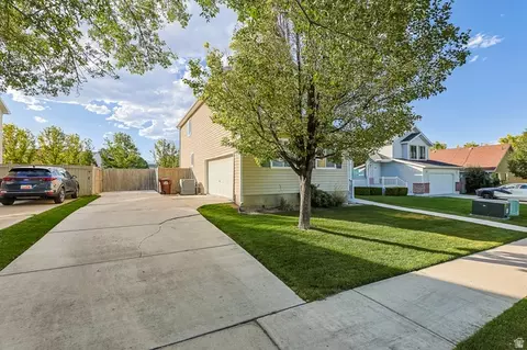 Exterior - 7873 Windhover Rd, Eagle Mountain, UT 84005 photo 5 of 5
