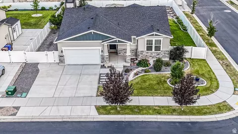 View/Area - 1488 E Kelsey Dr, Eagle Mountain, UT 84005 photo 1 of 4
