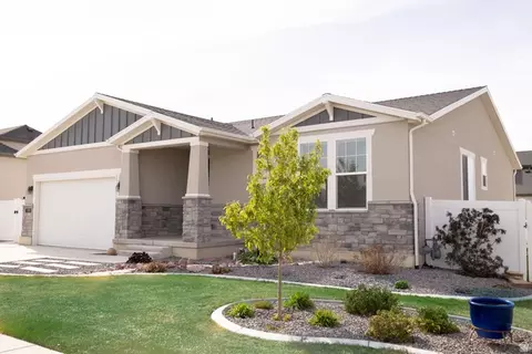 Exterior - 1488 E Kelsey Dr, Eagle Mountain, UT 84005 photo 2 of 12
