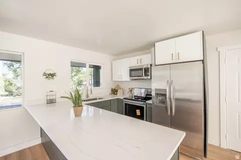 Kitchen - 1873 S 775 E, Bountiful, UT 84010 photo 2 of 3