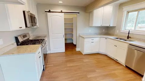 Kitchen - 273 S 2580 E, Spanish Fork, UT 84660 photo 1 of 5