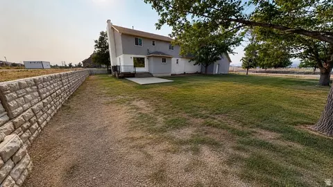 Exterior - 273 S 2580 E, Spanish Fork, UT 84660 photo 3 of 5