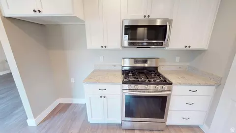 Kitchen - 273 S 2580 E, Spanish Fork, UT 84660 photo 3 of 5