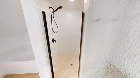 Bath - 273 S 2580 E, Spanish Fork, UT 84660 photo 4 of 7