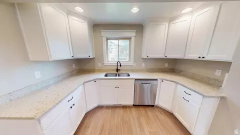 Kitchen - 273 S 2580 E, Spanish Fork, UT 84660 photo 2 of 5