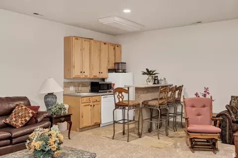 Kitchen - 770 Eagleview Dr, Providence, UT 84332 photo 4 of 4