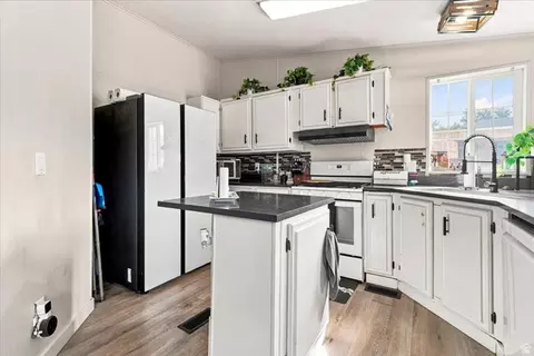 Kitchen - 135 E 1200 S, Ephraim, UT 84627 photo 2 of 3