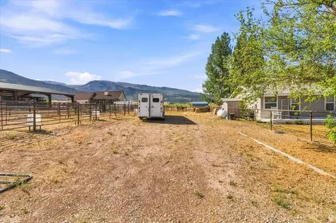 Exterior - 135 E 1200 S, Ephraim, UT 84627 photo 2 of 4