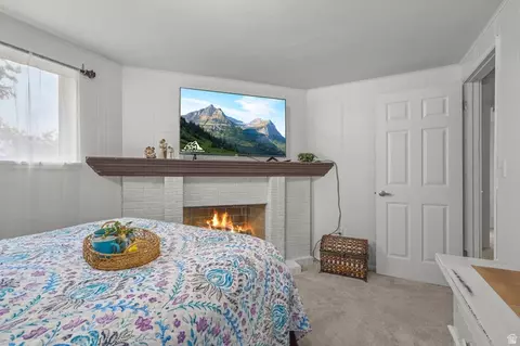 Bedroom - 671 E Chelsea Dr S, Bountiful, UT 84010 photo 5 of 7