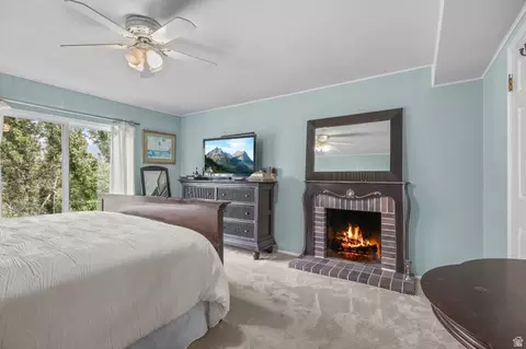 Bedroom - 671 E Chelsea Dr S, Bountiful, UT 84010 photo 1 of 7
