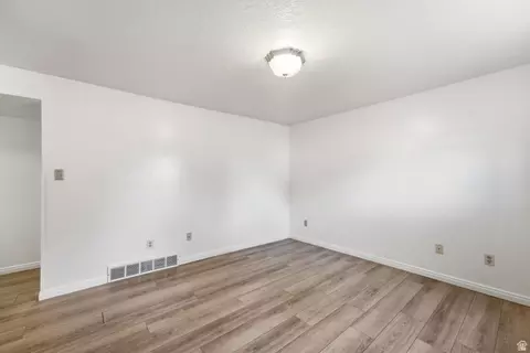 Living - 620 E 950 S, Clearfield, UT 84015 photo 1 of 2