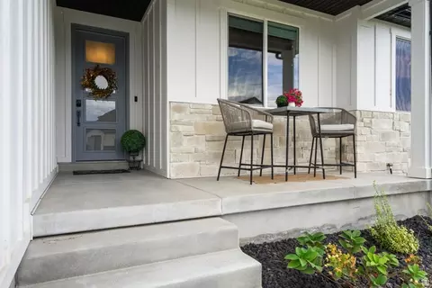 3577 S Garibaldi Way, Saratoga Springs, UT 84045