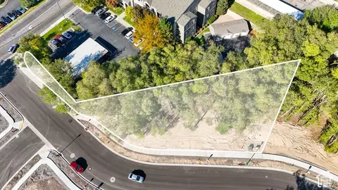 1451 S 400 W #211, Orem, UT 84058 photo 11