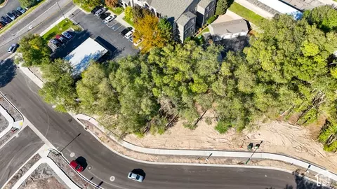 1451 S 400 W #211, Orem, UT 84058 photo 5