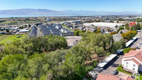 1477 S 400 W #213, Orem, UT 84058 photo 7