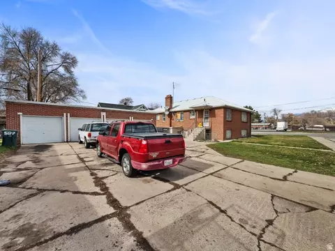 Exterior - 527 28th St, Ogden, UT 84403 photo 2 of 5