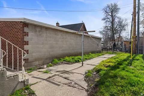 Exterior - 527 28th St, Ogden, UT 84403 photo 4 of 5