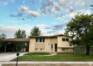 4460 S Summerwood St W, Taylorsville, UT 84123