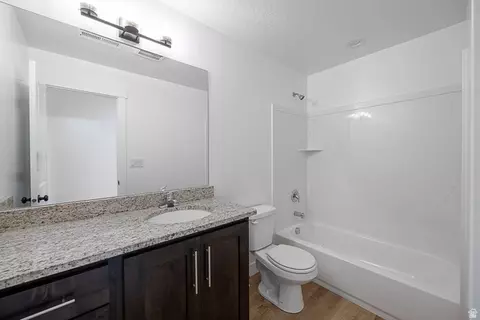 Bath - 3273 E 2720 S #30ORC, Spanish Fork, UT 84660 photo 2 of 2