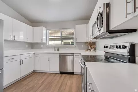 Kitchen - 1140 W 950 N #C 402, Orem, UT 84057 photo 2 of 2