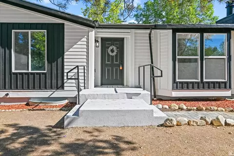 Exterior - 285 N 400 E, Mount Pleasant, UT 84647 photo 2 of 7