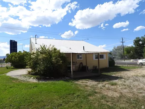 Exterior - 92 N 400 E, Ephraim, UT 84627 photo 6 of 8