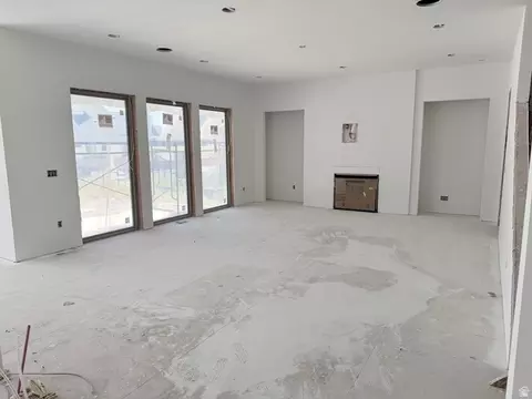 Living - 208 E 400 S, Mapleton, UT 84664 photo 5 of 5