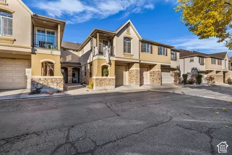 6776 S Harbonne Ln W, West Jordan, UT 84084