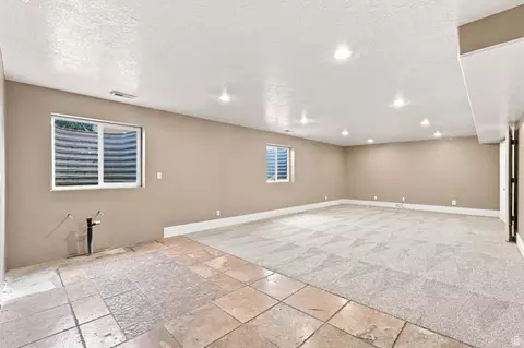 Living - 603 E 2050 S, Clearfield, UT 84015 photo 1 of 1