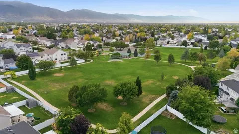 View/Area - 603 E 2050 S, Clearfield, UT 84015 photo 4 of 8