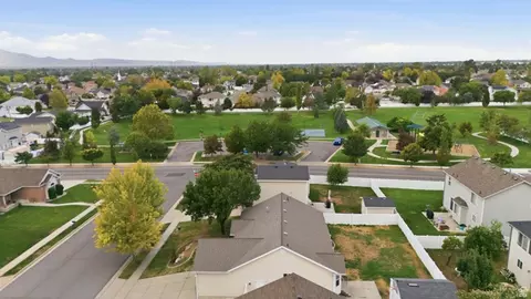 View/Area - 603 E 2050 S, Clearfield, UT 84015 photo 7 of 8