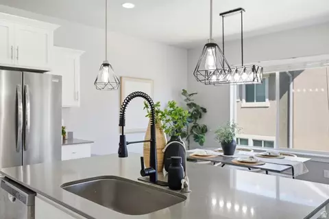 Kitchen - 4936 W Red Ruby Ln, Herriman, UT 84096 photo 4 of 4