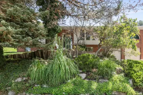 Exterior - 1360 N Nola Dr E, Centerville, UT 84014 photo 1 of 13
