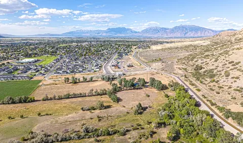 View/Area - 1873 S 100 E #16, Payson, UT 84651 photo 3 of 3