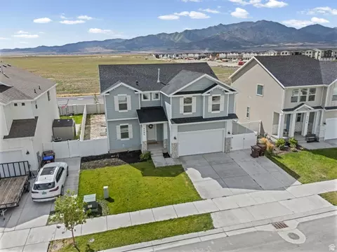 View/Area - 3289 N Pronghorn Dr, Eagle Mountain, UT 84005 photo 2 of 5