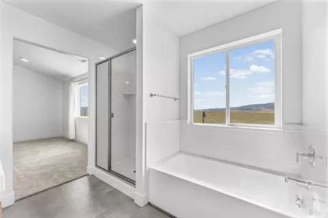 Bath - 3289 N Pronghorn Dr, Eagle Mountain, UT 84005 photo 3 of 5