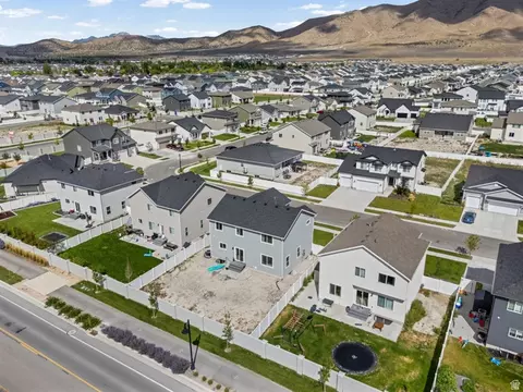 View/Area - 3289 N Pronghorn Dr, Eagle Mountain, UT 84005 photo 3 of 5