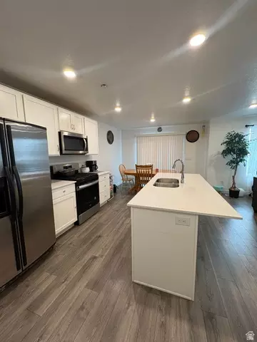 Kitchen - 1718 S Windy Dr, Spanish Fork, UT 84660 photo 1 of 3