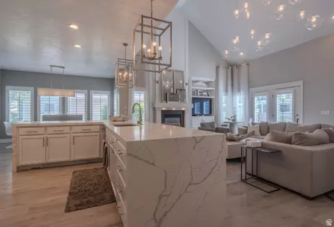 4429 W Enid Dr, South Jordan, UT 84009