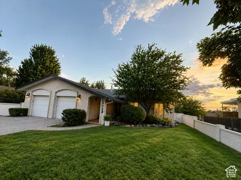 7116 S Ponderosa Dr, Cottonwood Heights, UT 84121
