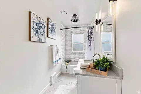 Bath - 721 E 50 S, Provo, UT 84606 photo 1 of 4