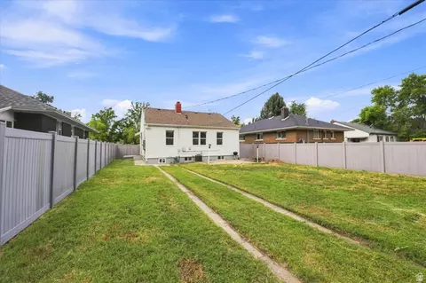 Exterior - 721 E 50 S, Provo, UT 84606 photo 4 of 5