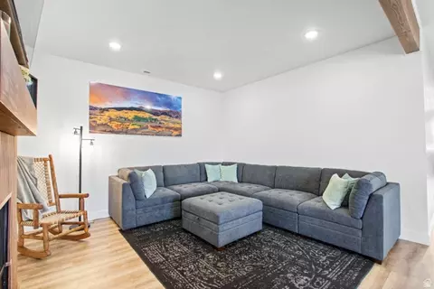 Living - 846 E Steam Engine Dr, Brian Head, UT 84719 photo 1 of 3