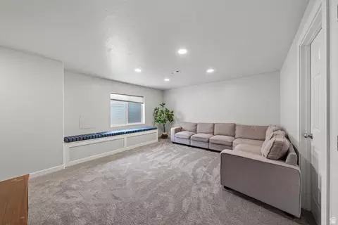 Living - 825 S 1710 E, Spanish Fork, UT 84660 photo 3 of 4
