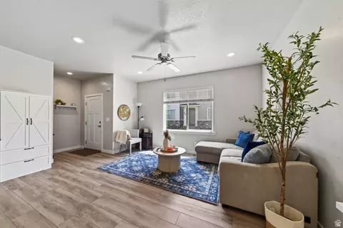 Living - 825 S 1710 E, Spanish Fork, UT 84660 photo 4 of 4