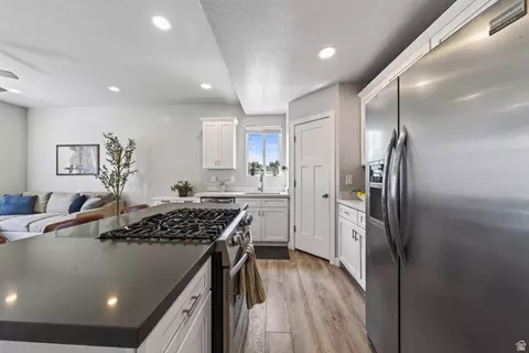 Kitchen - 825 S 1710 E, Spanish Fork, UT 84660 photo 4 of 5