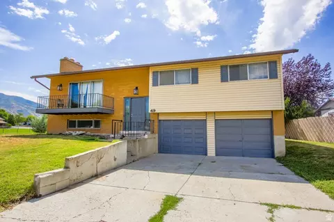 49 W 575 N, Kaysville, UT 84037